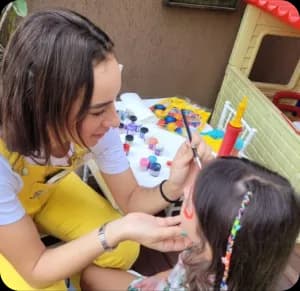 Pintura facial para festa infantil